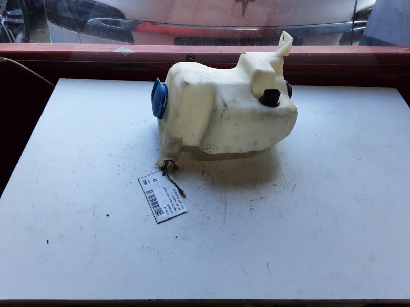 POT DE LAVE-GLACE AVANT Audi A3 96 - 6/03