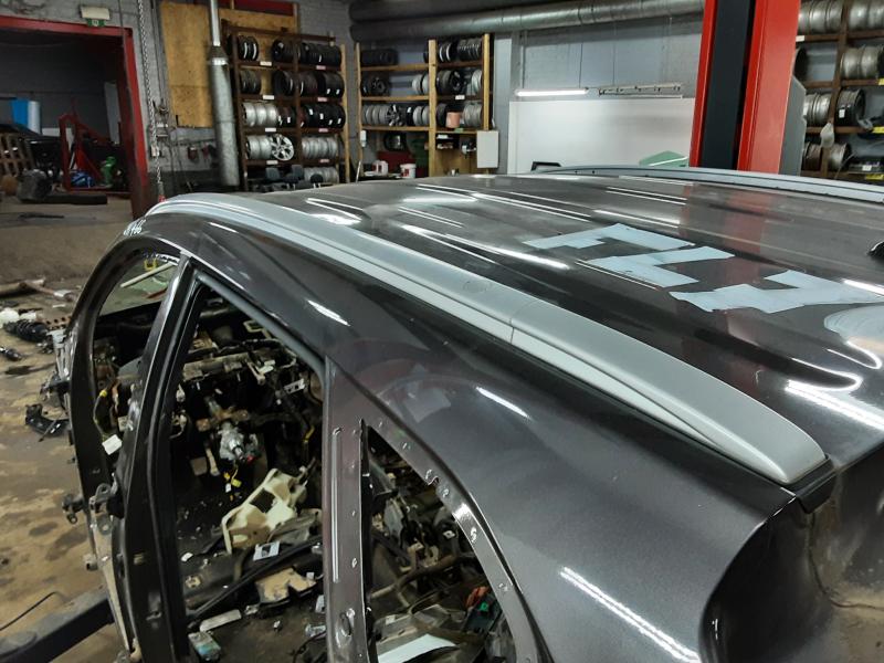 ROOF RACK LEFT Hyundai TUCSON (2) 09/15 - 09/18