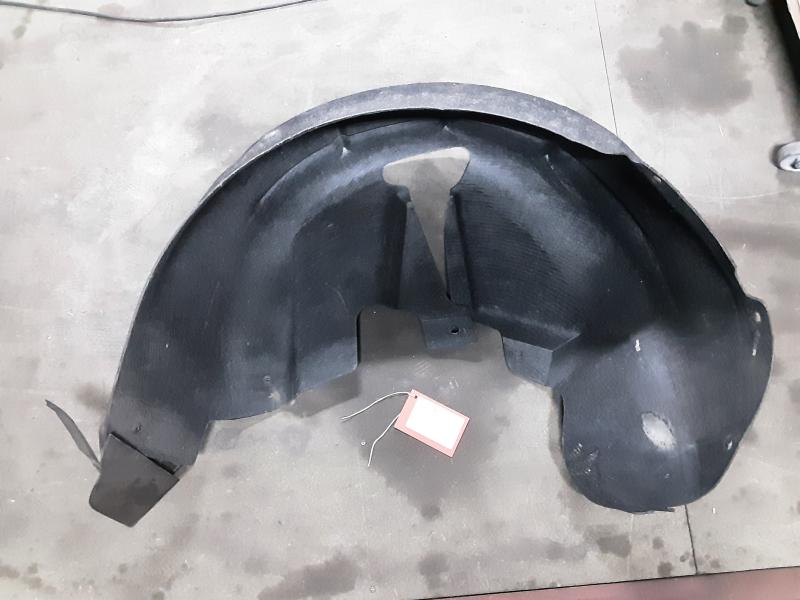 COQUILLE D'AILE ARRIERE GAUCHE Vw GOLF V 11/03 - 08