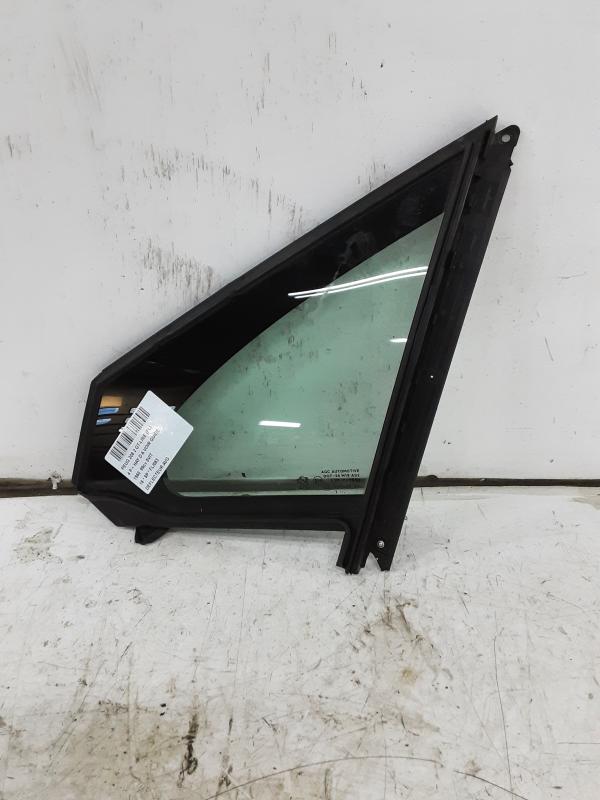 ZIJRUIT VOOR LINKS Peugeot 208 8/15 - 20