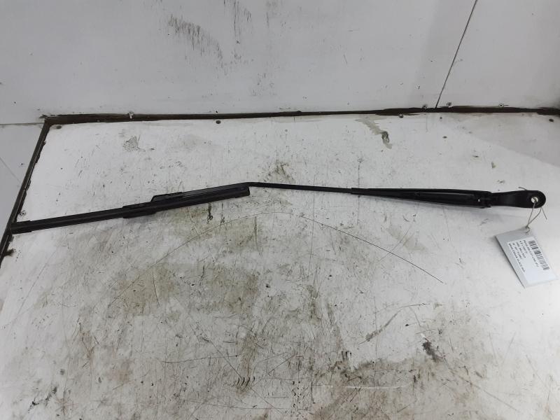 RUITENWISSERARM RECHTS VOOR Peugeot 208 8/15 - 20