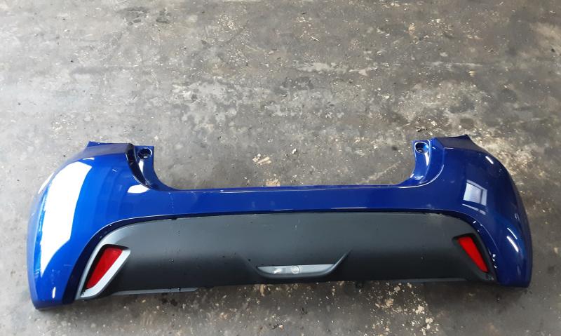 STOßSTANGE HINTEN Toyota YARIS (6) 2/20+