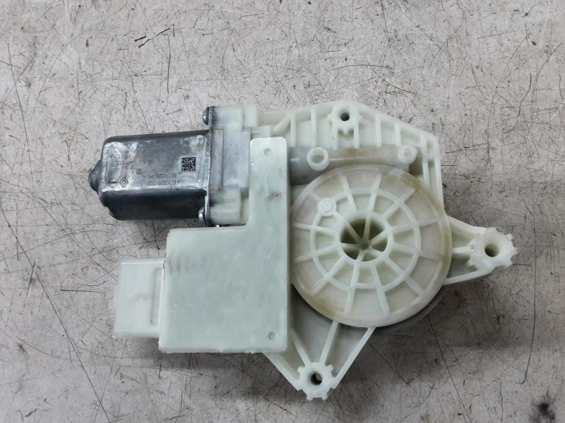MOTOR RUITMECHANISME ACHTER LINKS Nissan QASHQAI 7/17 -  21 J11