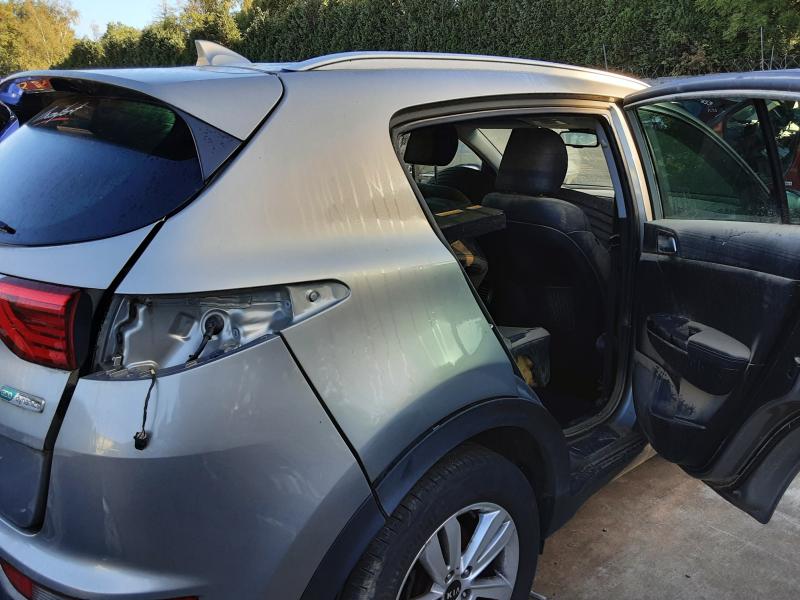 SPATBORD ACHTER RECHTS Kia SPORTAGE (4) 01/16 - 9/18
