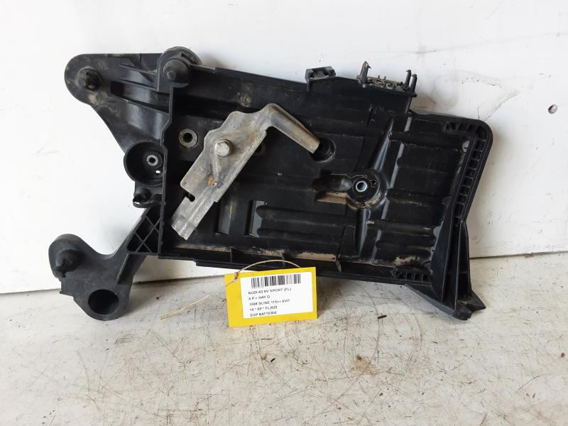 SUPPORT DE BATTERIE Audi A3 3,5D 7/16 - 20
