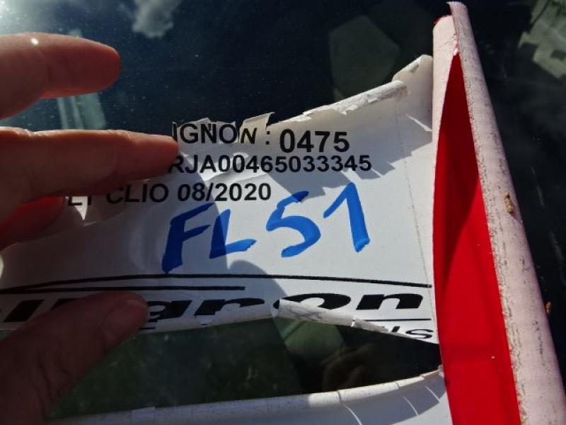 Renault CLIO V 06/19+ 