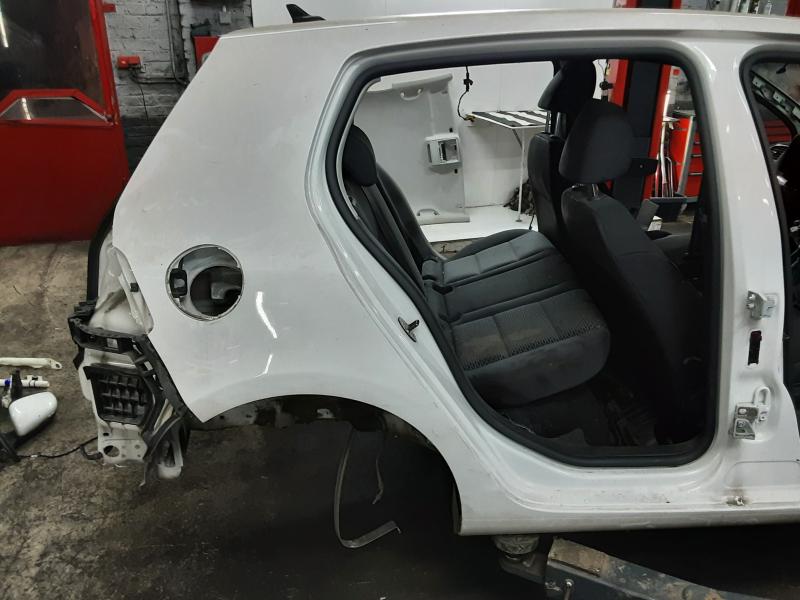 Vw GOLF VI 11/08 - 13 