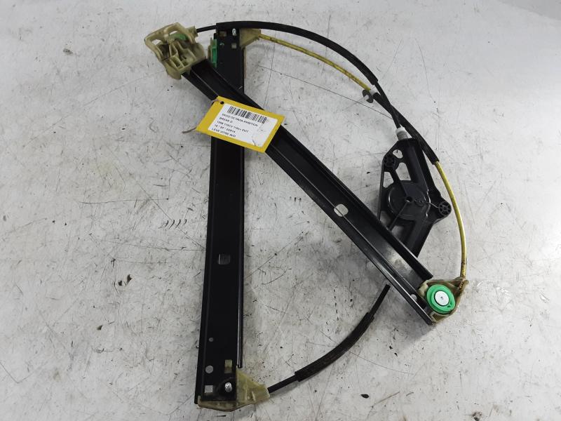 LEVE-VITRE DE PORTE AVANT DROITE Skoda OCTAVIA (5E) 11/12 - 3/17