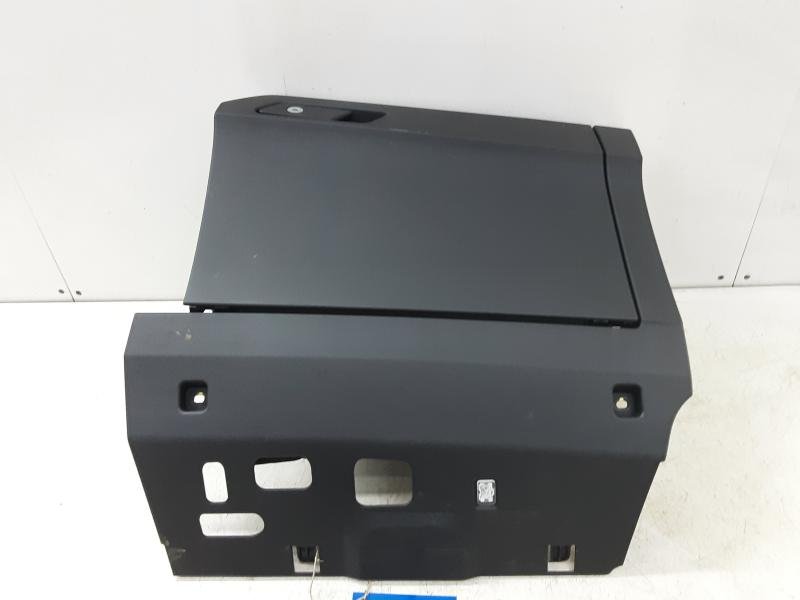 BOITE A GANT Audi Q3 11/18+