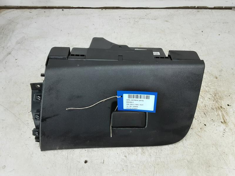 OPBERGVAKJE Opel ASTRA K 8/15 - 8/19 5P/D