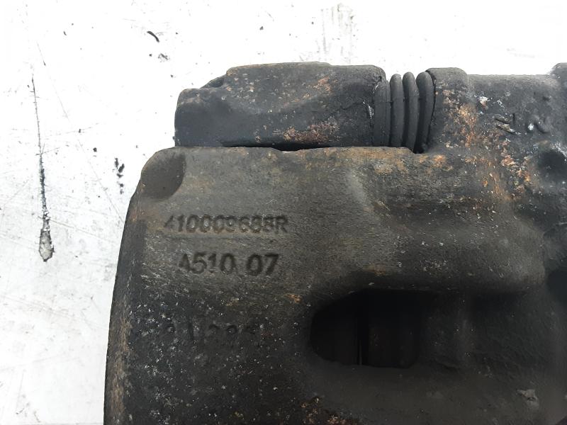 REMKLAUW VOOR RECHTS Renault MASTER 8/19+