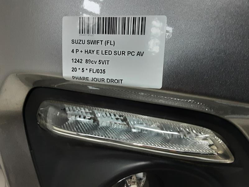 DAGLICHT RECHTS Suzuki SWIFT 4/17+