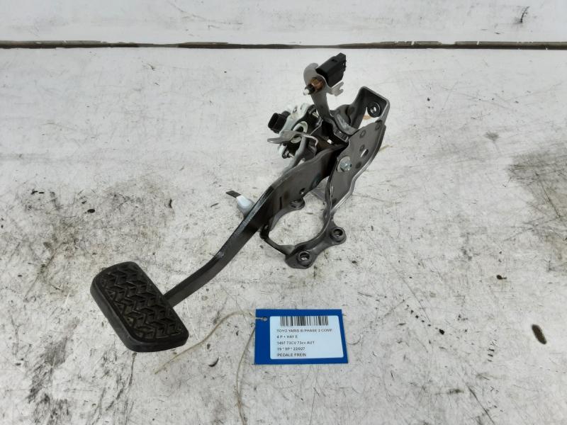 BRAKE PEDAL Toyota YARIS (5) 9/14 - 2/20