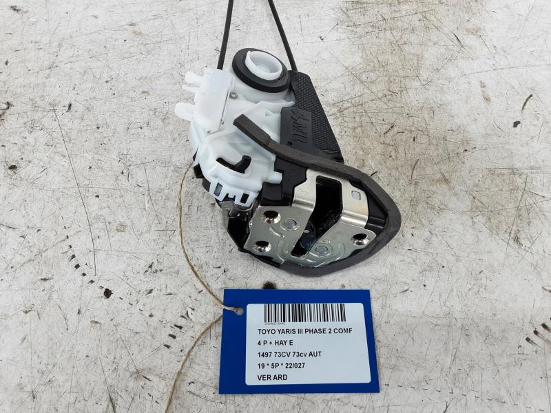 VERGRENDELING ACHTER RECHTS Toyota YARIS (5) 9/14 - 2/20