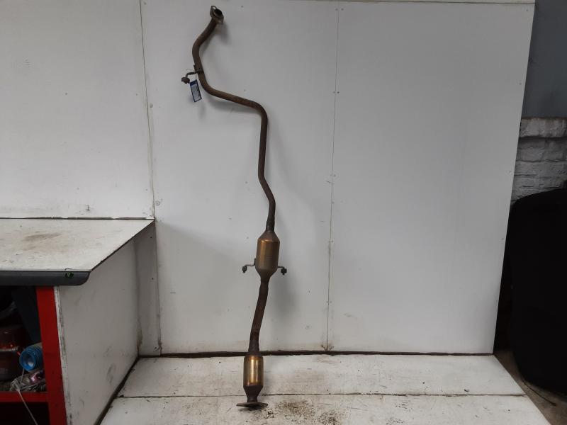 EXHAUST MIDDLE SILENCER Toyota YARIS (5) 9/14 - 2/20