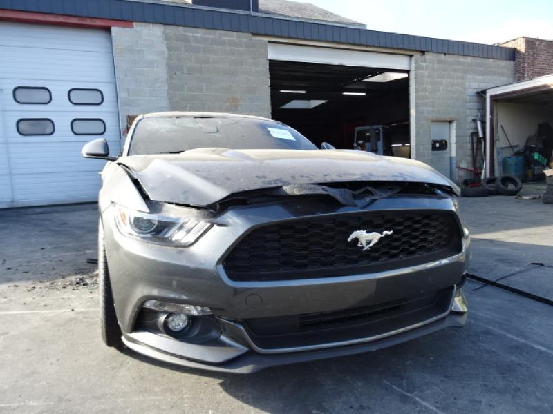 Ford MUSTANG (6) FASTBACK 1/2015 - 11/2017 