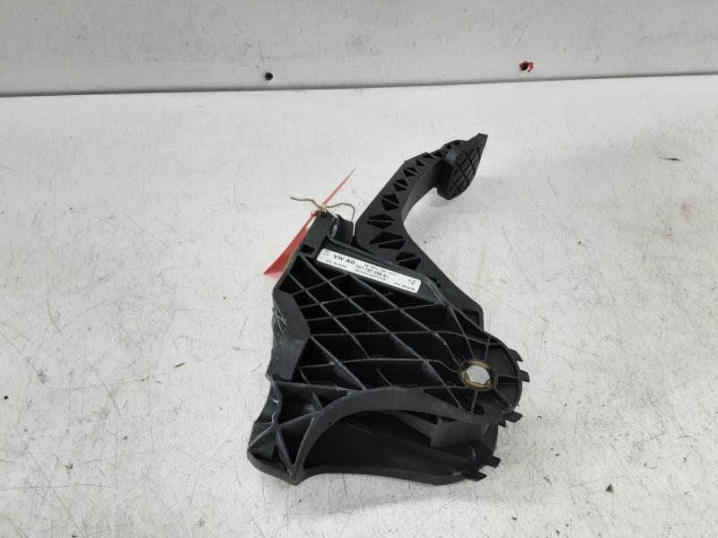 CLUTCH PEDAL Vw GOLF V 11/03 - 08