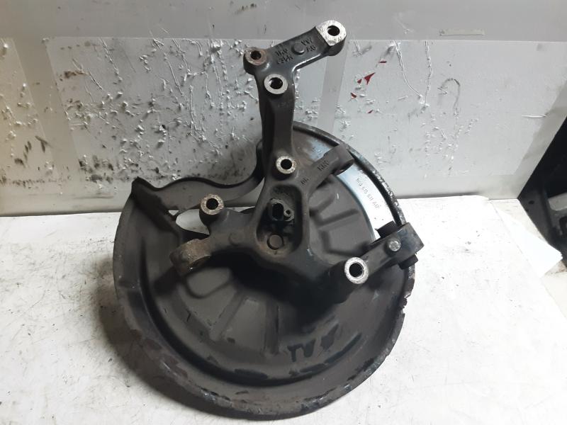 WIELNAAF ACHTER LINKS Vw Golf