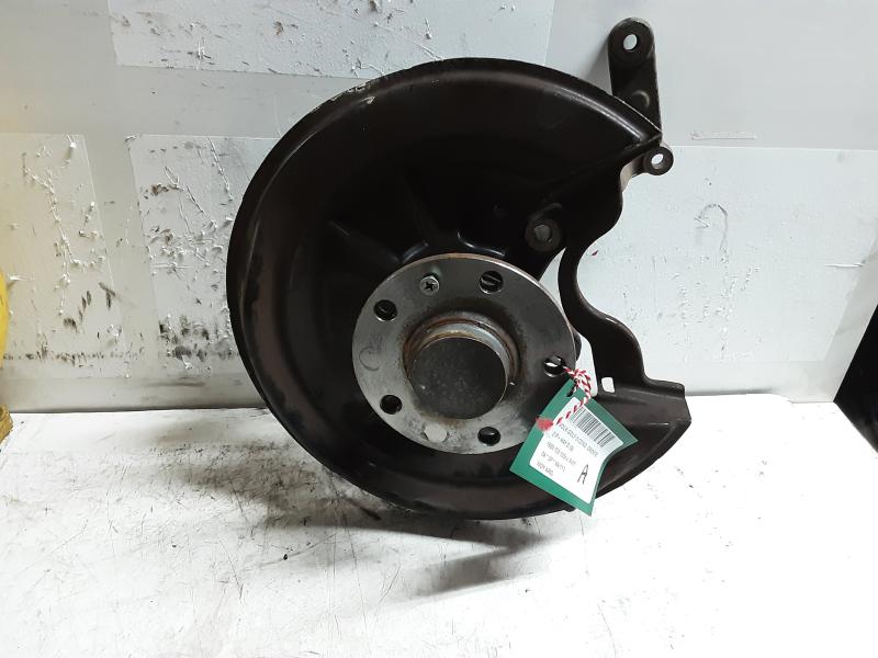 WIELNAAF ACHTER LINKS Vw GOLF V 11/03 - 08