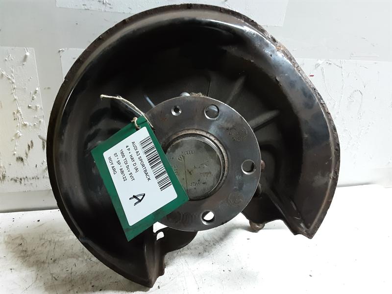 WIELNAAF ACHTER LINKS Audi A3 7/03 - 7/08