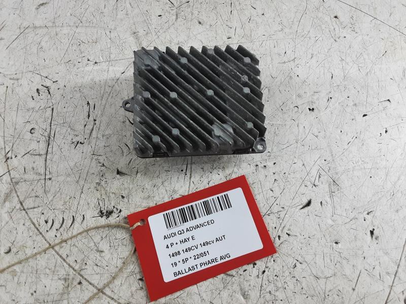BALLAST DE PHARE AVANT GAUCHE Audi Q3 11/18+
