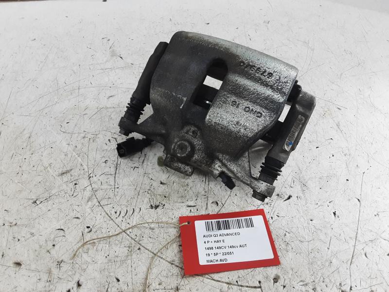 MACHOIRE AVANT DROITE Audi Q3 11/18+