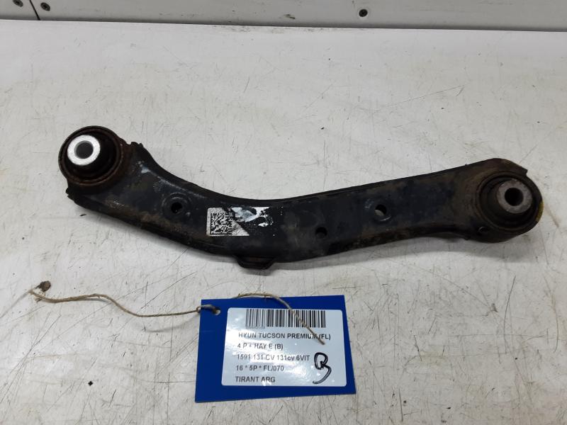 TIRANT ARRIERE GAUCHE Hyundai TUCSON (2) 09/15 - 09/18