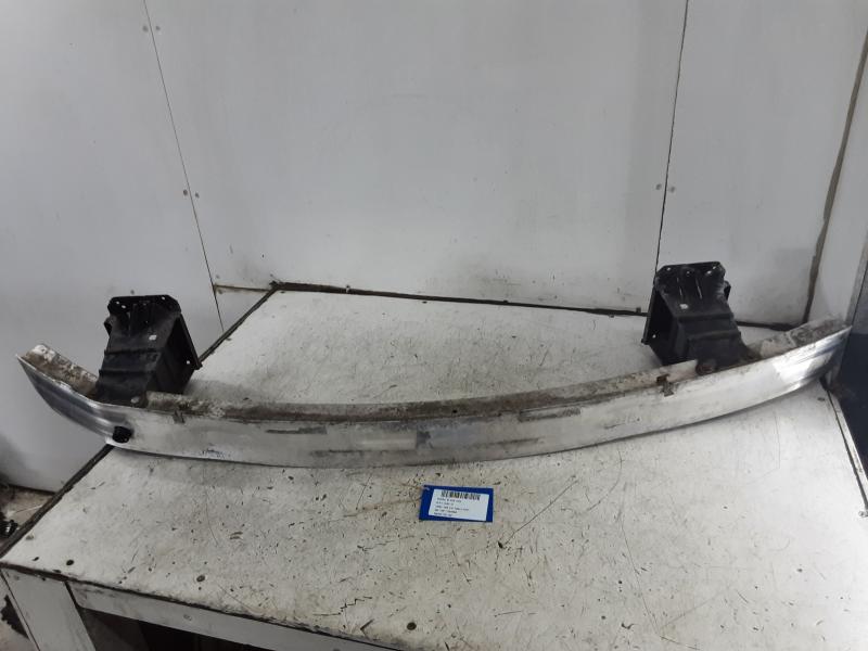 RENFORT DE PARE-CHOCS AVANT Mercedes-Benz B W245 2005 - 05/2008