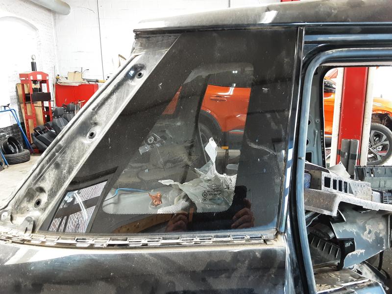 RUIT ZIJKANT ACHTER RECHTS Mini F55 5-portes : 07/14 - 3/21