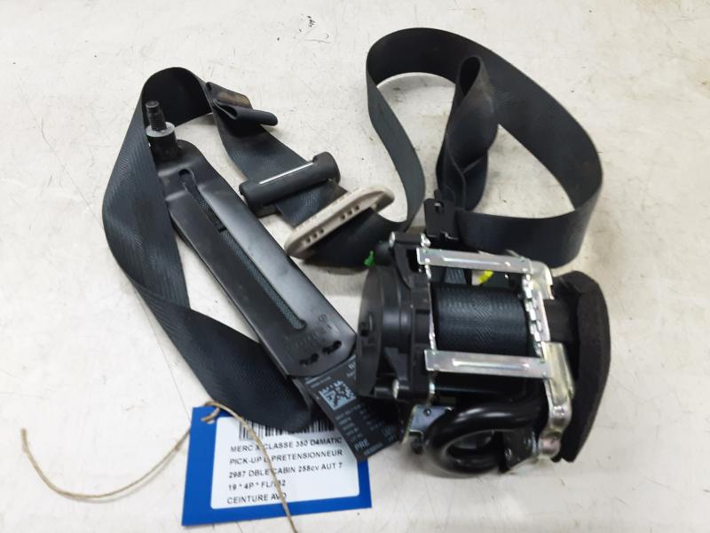 FRONT SEATBELT RIGHT Mercedes-Benz 350 D 4MATIC V6