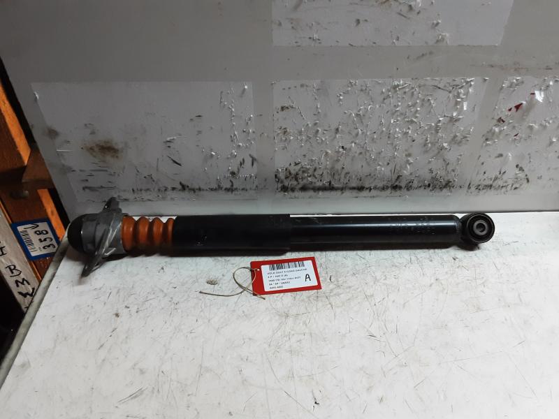 SCHOKBREKER ACHTER RECHTS Vw GOLF V 11/03 - 08