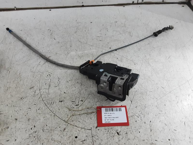 VERGRENDELING VOOR RECHTS Mercedes-Benz B W247 18+
