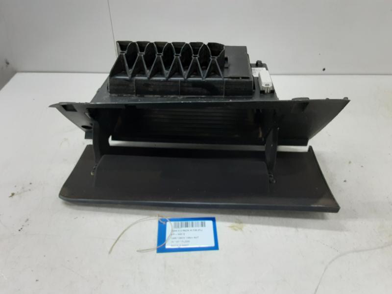 GLOVEBOX Bmw X 2 F39 03/18+