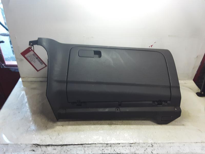 GLOVEBOX Vw CADDY 04 - 09/10