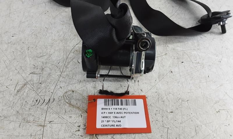 FRONT SEATBELT RIGHT Bmw 1 F40 7/19+