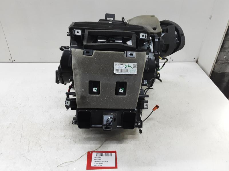 KACHELRADIATOR Peugeot 2008 (2) 8/19 - 5/23
