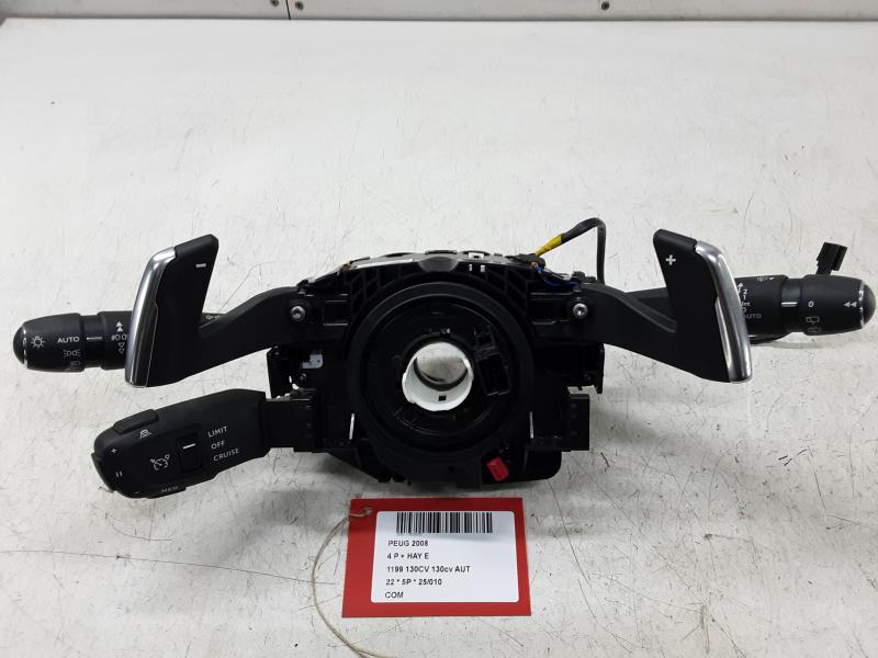 SWITCH Peugeot 2008 (2) 8/19 - 5/23
