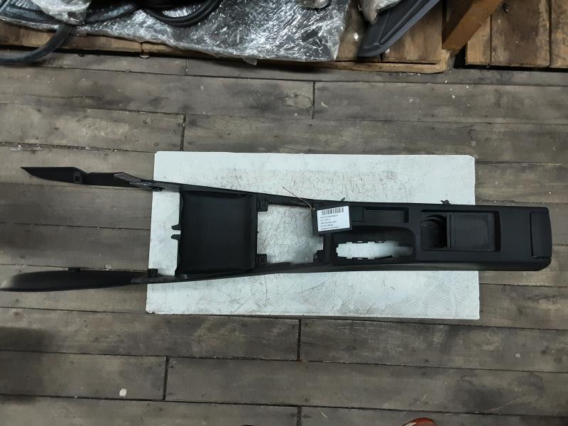 MIDDLE CONSOLE Audi A3 7/03 - 7/08