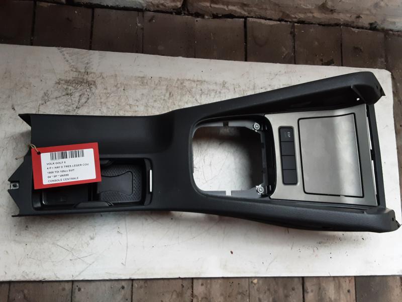 MIDDENCONSOLE Vw GOLF V 11/03 - 08