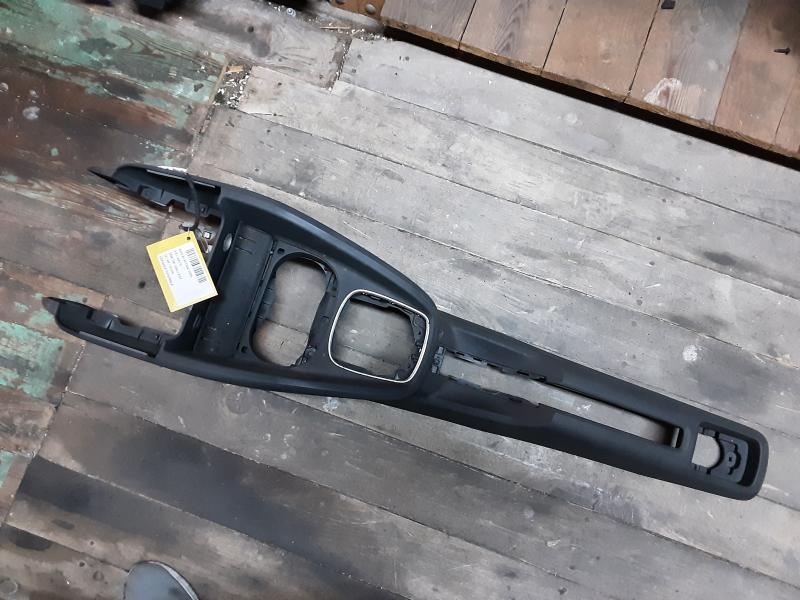 CONSOLE CENTRALE Audi A1 10-14