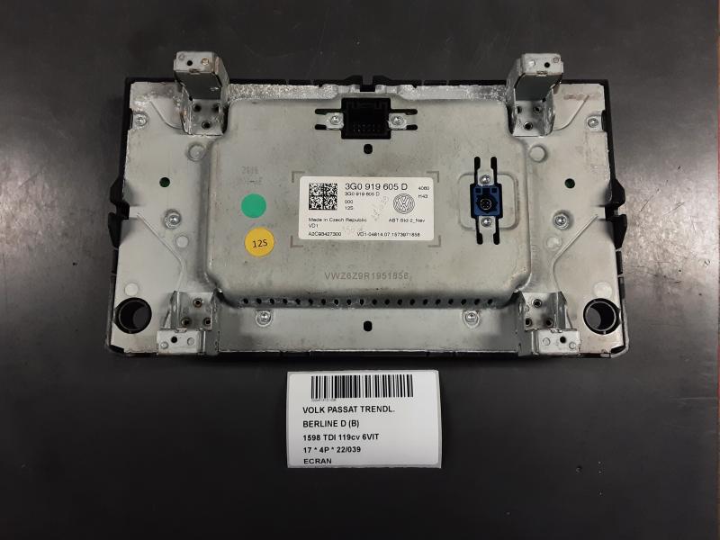 ECRAN Vw PASSAT 11/14 - 19