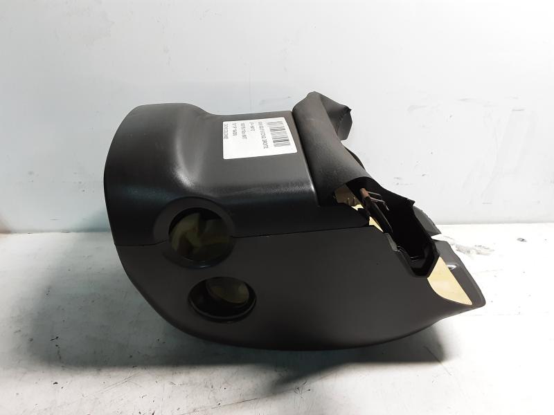 CACHE-COLONNE Vw GOLF V 11/03 - 08