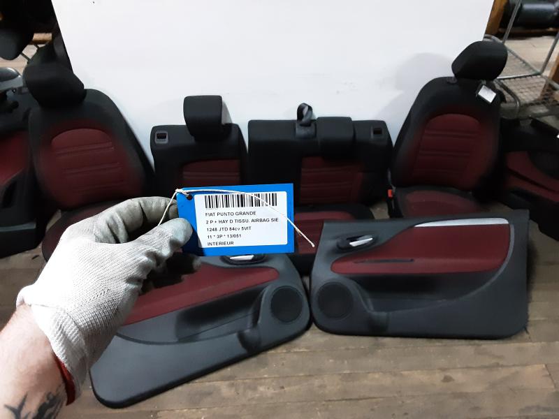 INTERIEUR Fiat GR.PUNTO 1/06 - 12