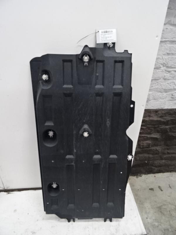 PLASTIEKE BESCHERMPLAAT ONDER AUTO RECHTS Opel CORSA F 07/19+