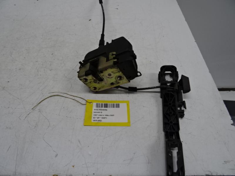 VERGRENDELING ACHTER RECHTS Nissan PRIMERA 02/02+ P12