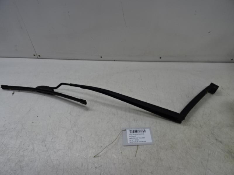 RUITENWISSERARM RECHTS VOOR Hyundai TUCSON (2) 09/15 - 09/18