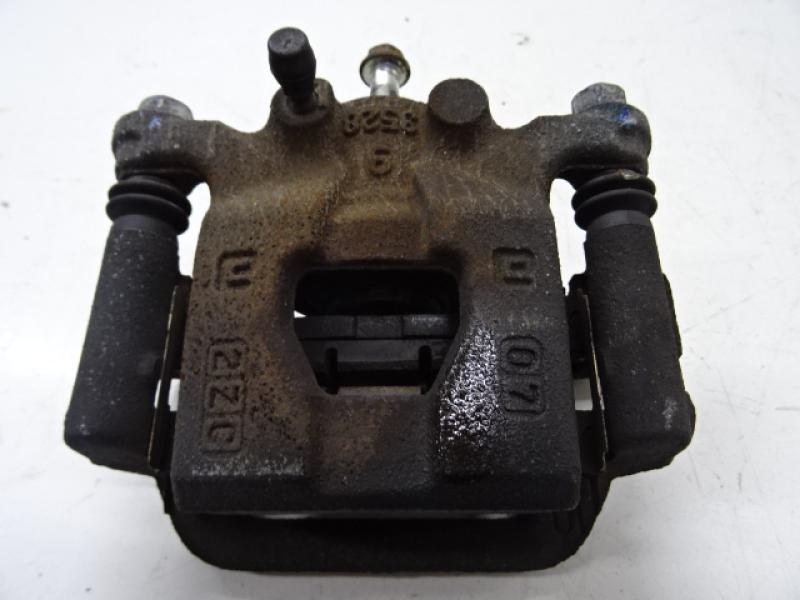REMKLAUW ACHTER LINKS Nissan QASHQAI 2/10 - 14 J10