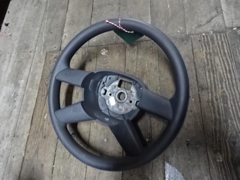 VOLANT Vw GOLF V 11/03 - 08