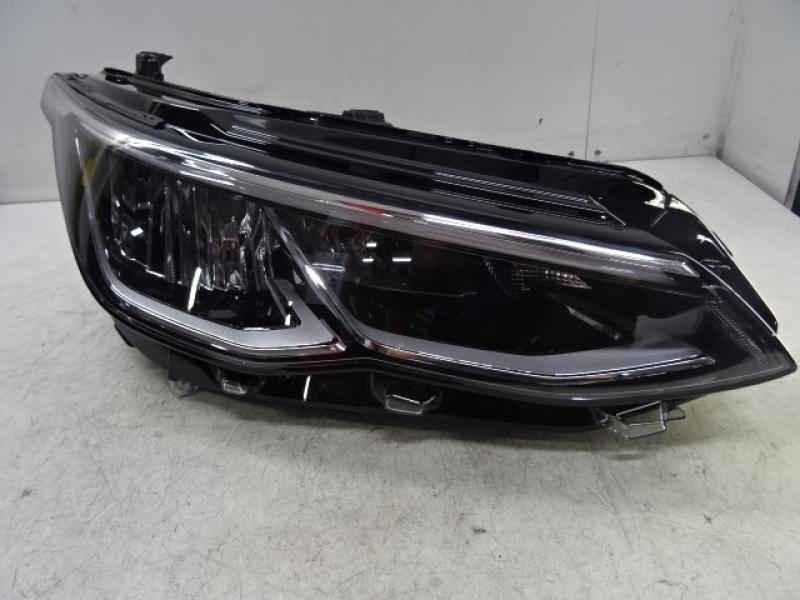 PHARE AVANT DROIT Vw GOLF VIII 2/20+