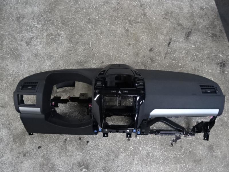 DASHBOARD Opel ZAFIRA B 08/05+